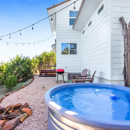 Bluebonnet House At The Chaparral Hotel